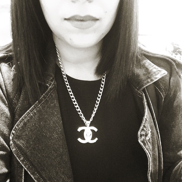 Meet your Posher, Patricia - Picture 1 of 1